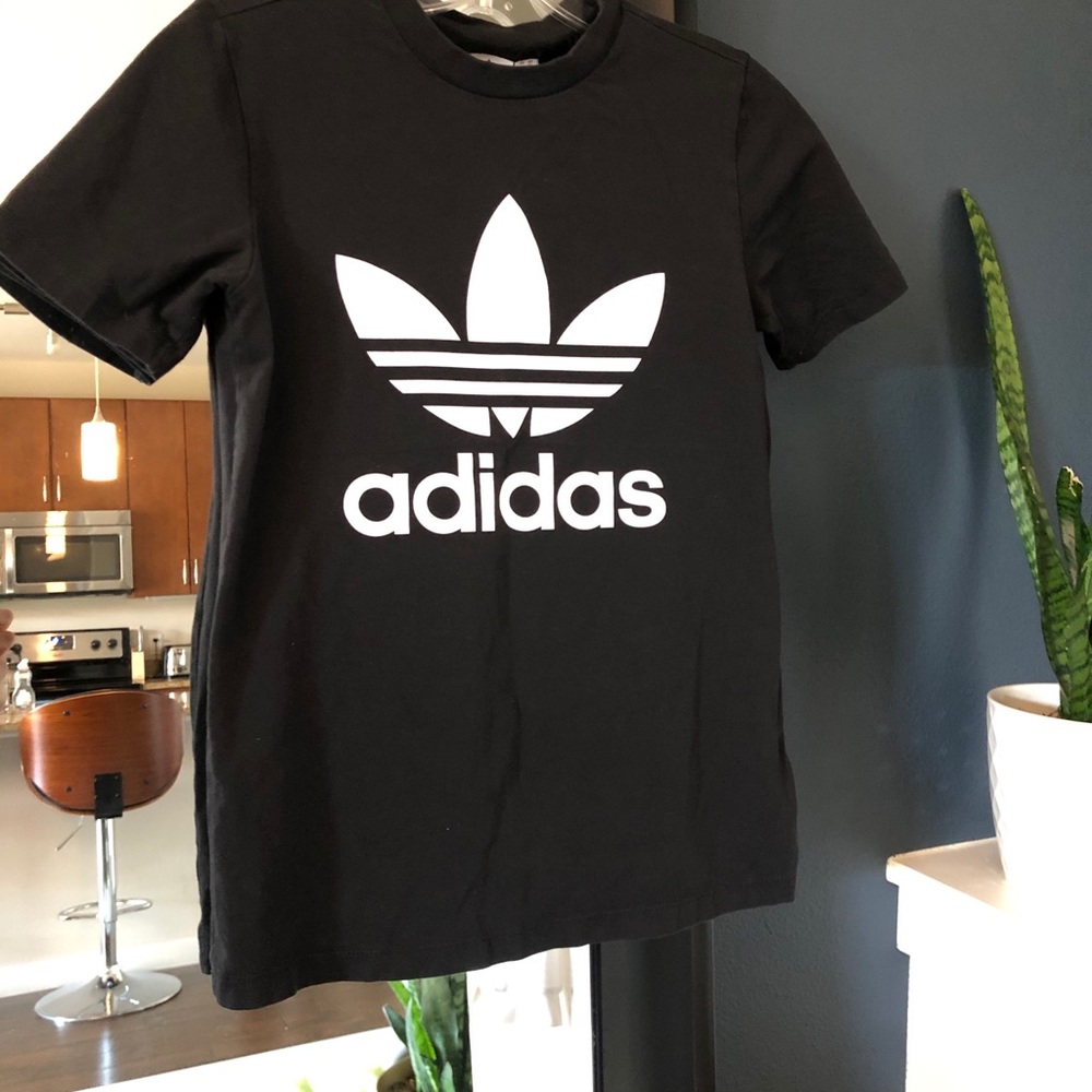Adidas tee - Picture 2 of 3